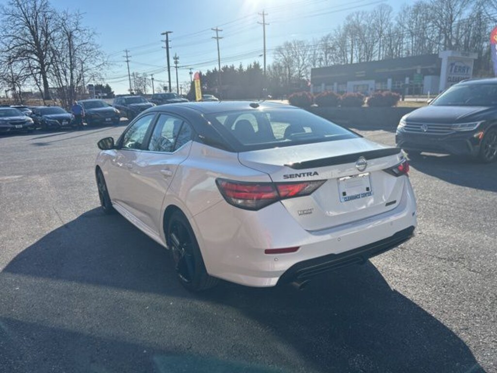 Used 2022 Nissan Sentra SR Sedan