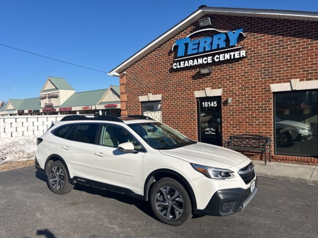 Used 2022 Subaru Outback Limited SUV