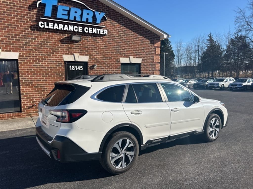 Used 2022 Subaru Outback Limited SUV