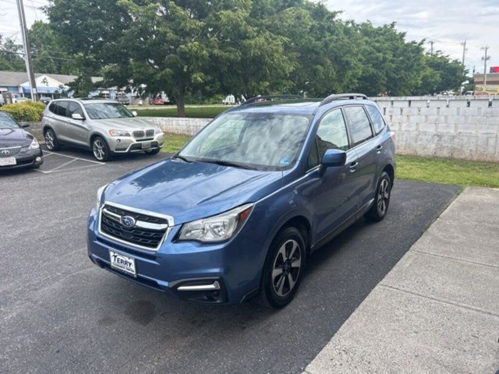 Used 2017 Subaru Forester 2.5i Premium SUV