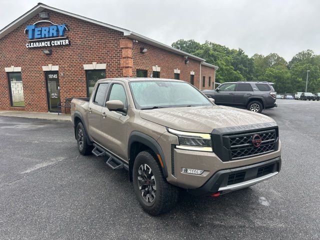 2023 Nissan Frontier PRO-4X Crew Cab 4X4's photo