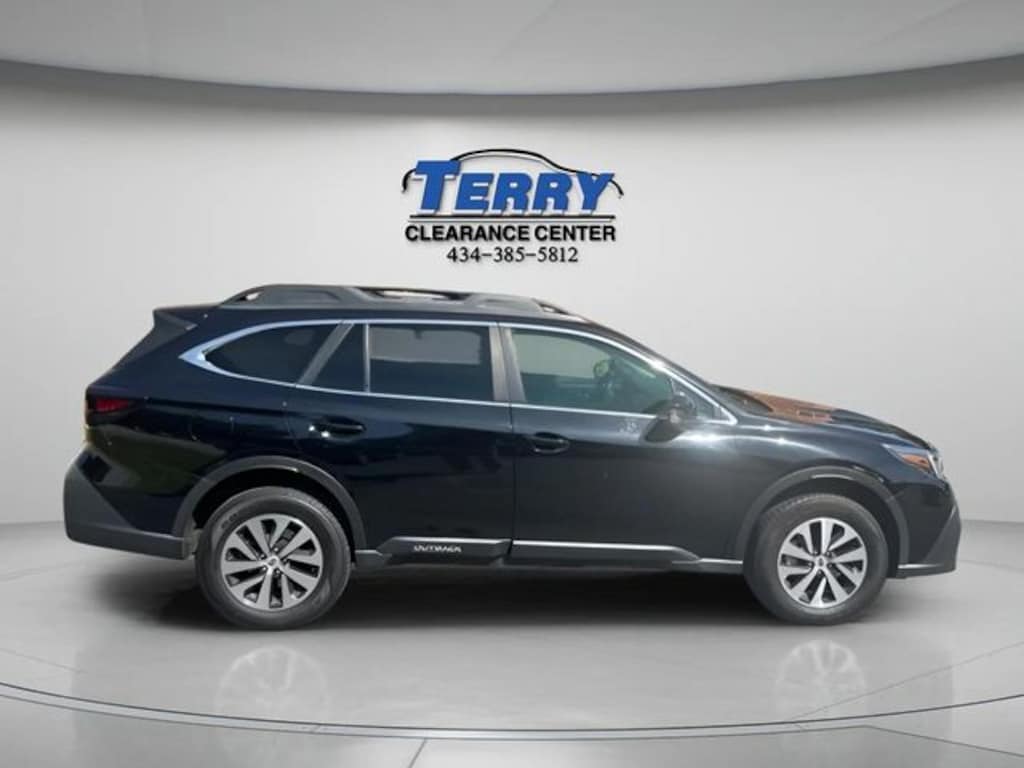 Used 2022 Subaru Outback Premium SUV