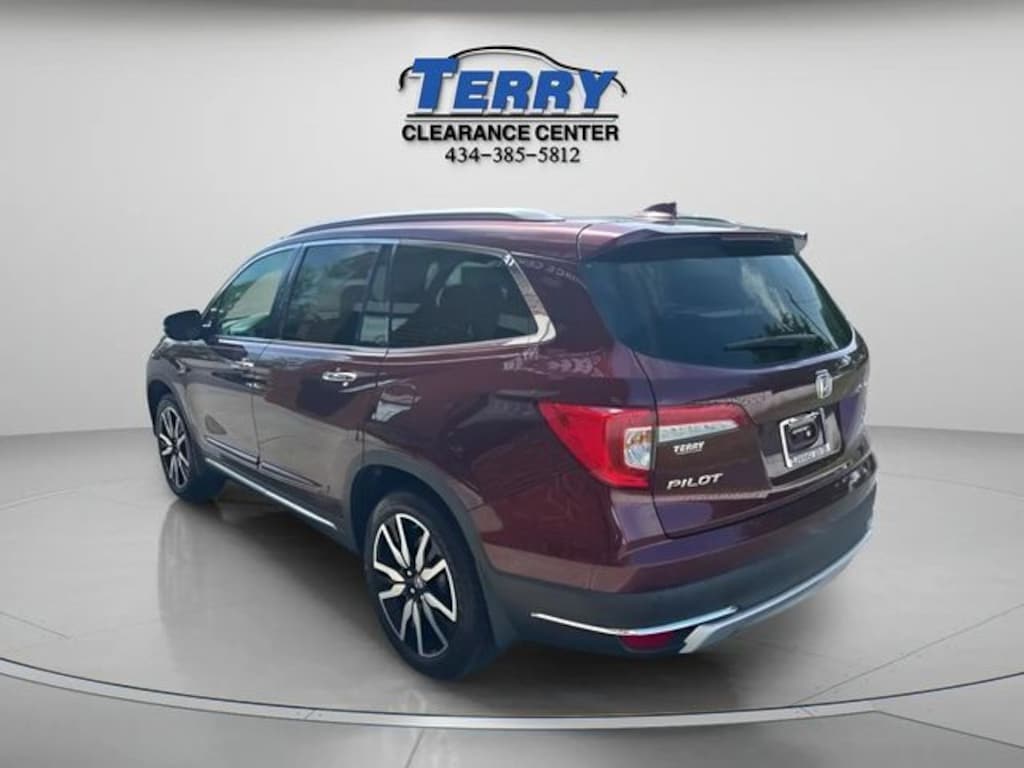 Used 2019 Honda Pilot Touring 7-Passenger AWD SUV