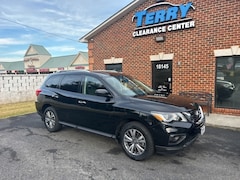 Used 2020 Nissan Pathfinder S SUV for sale