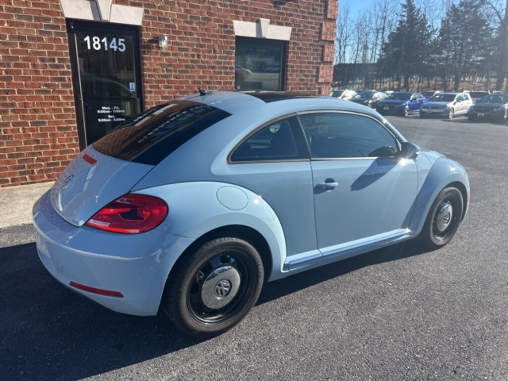 Used 2014 Volkswagen Beetle 1.8T Hatchback