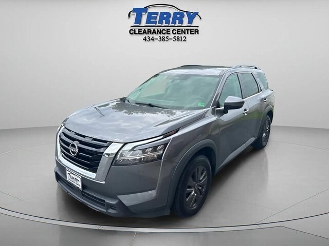 2022 Nissan Pathfinder SV photo 3