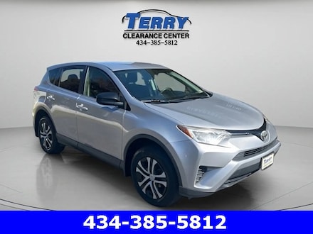 2018 Toyota RAV4 LE SUV