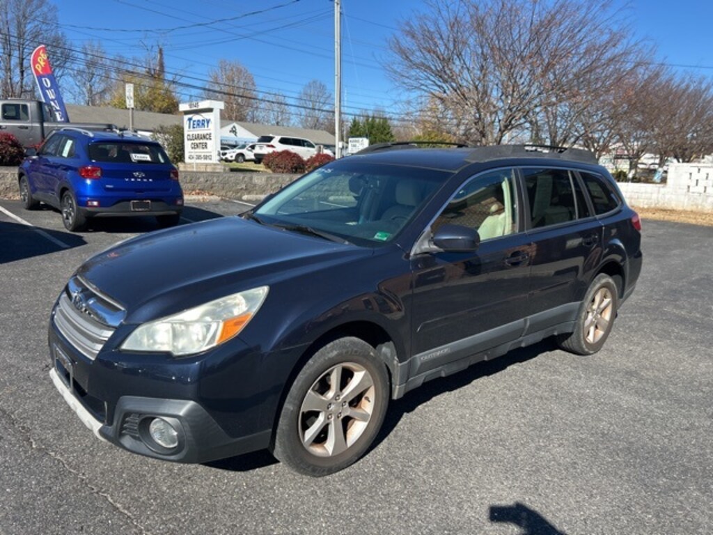 Used 2013 Subaru Outback 2.5i Limited (CVT) SUV