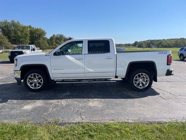 2017 Gmc Sierra 1500 SLT photo 4
