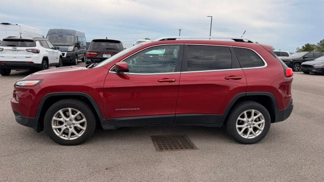 Used 2015 Jeep Cherokee Latitude with VIN 1C4PJLCB3FW622334 for sale in Archbold, OH