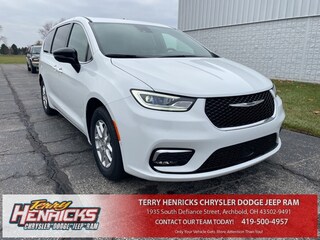 2026 Chrysler Pacifica SELECT Passenger Van in Archbold, OH