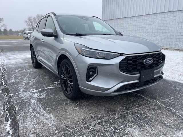 2023 Ford Escape ST-Line Elite's photo