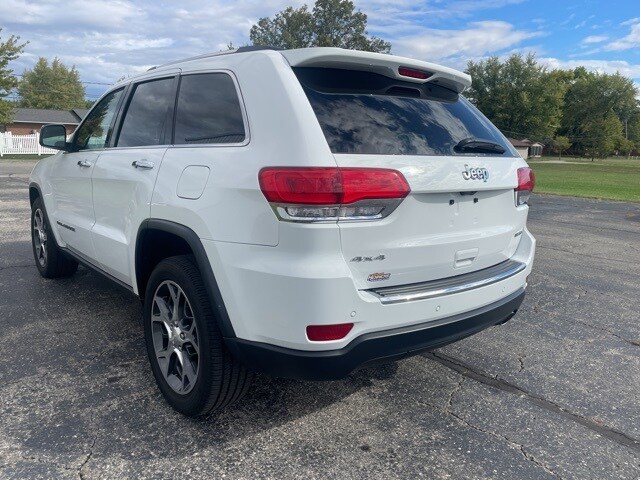 2019 Jeep Grand Cherokee Limited photo 2