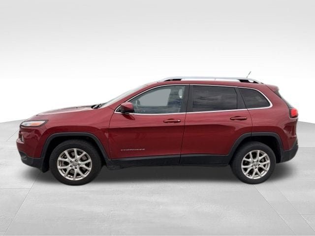 Used 2015 Jeep Cherokee Latitude with VIN 1C4PJLCB3FW622334 for sale in Archbold, OH