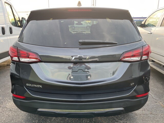 2022 Chevrolet Equinox LT photo 3