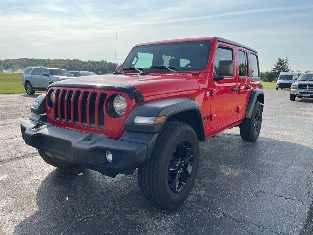 2020 Jeep Wrangler Unlimited Sport Altitude photo 3
