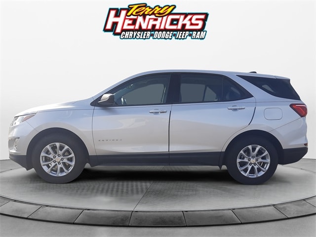 Used 2018 Chevrolet Equinox LS with VIN 3GNAXHEV4JS513630 for sale in Archbold, OH