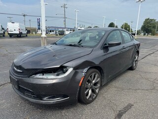 Used 2016 Chrysler 200 S Sedan in Archbold, OH