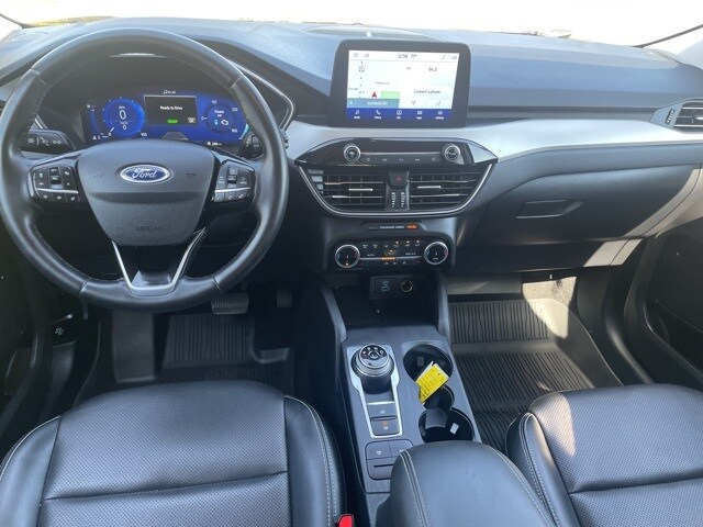 2022 Ford Escape Plug-In Hybrid SEL photo 3