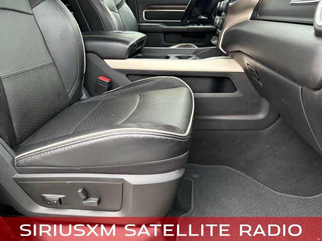 2022 RAM Ram 3500 Pickup Laramie - Photo 18