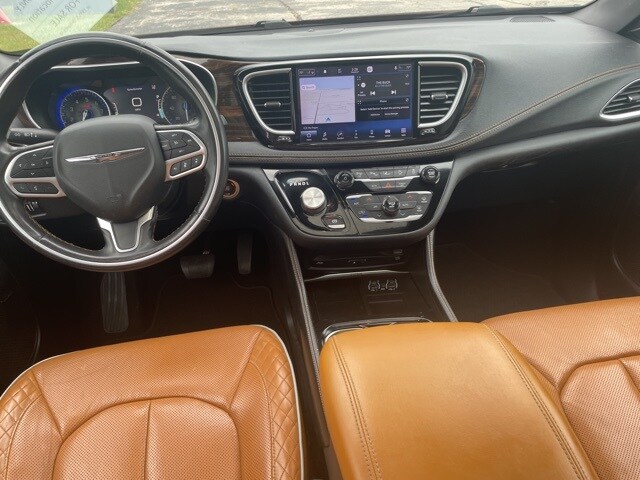 2021 Chrysler Pacifica Pinnacle photo 3