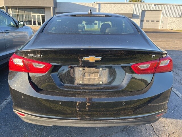 2024 Chevrolet Malibu 1LT photo 3