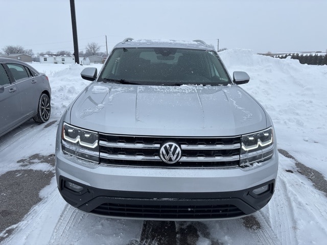Used 2019 Volkswagen Atlas SE w/Tech with VIN 1V2UR2CA8KC508014 for sale in Archbold, OH