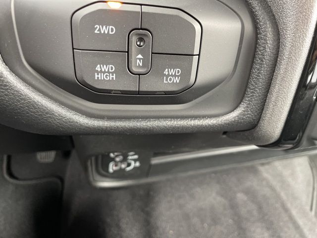 2026 RAM 2500 Tradesman - Photo 23