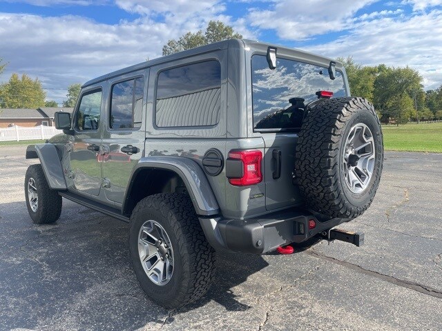 2023 Jeep Wrangler Rubicon photo 2