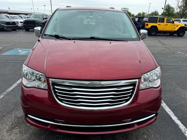 Used 2015 Chrysler Town & Country Touring-L with VIN 2C4RC1CG8FR674117 for sale in Archbold, OH
