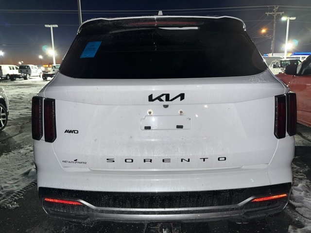 2022 Kia Sorento X-Line SX Prestige photo 3