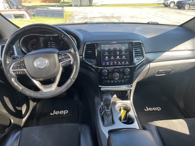 2019 Jeep Grand Cherokee Altitude photo 2