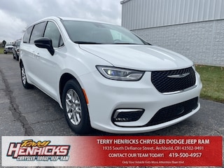 2026 Chrysler Pacifica SELECT Passenger Van in Archbold, OH
