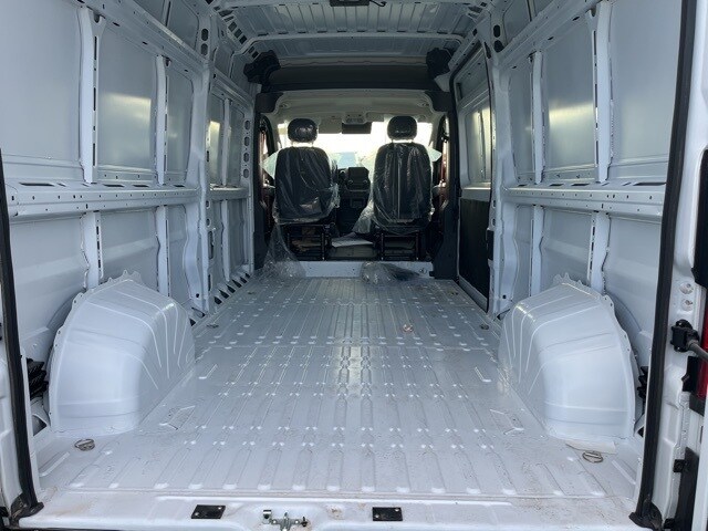 2025 Ram ProMaster 2500 Cargo Van photo 3