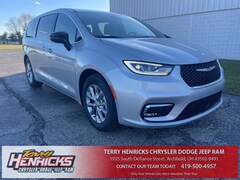 2026 Chrysler Pacifica LIMITED Passenger Van