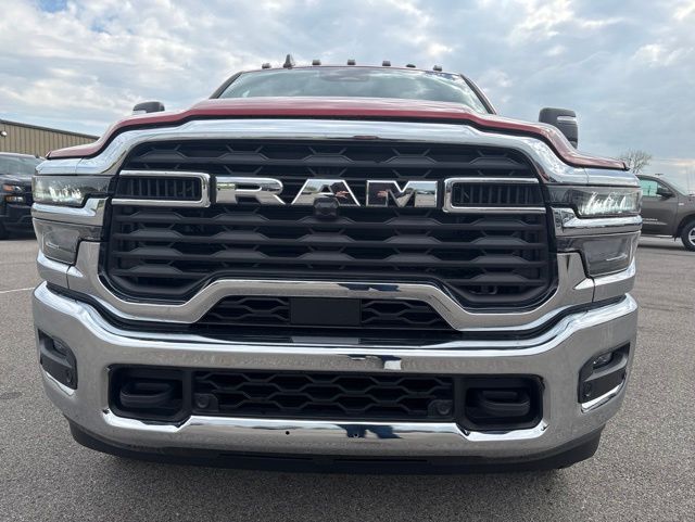 2026 RAM 2500 Tradesman - Photo 5
