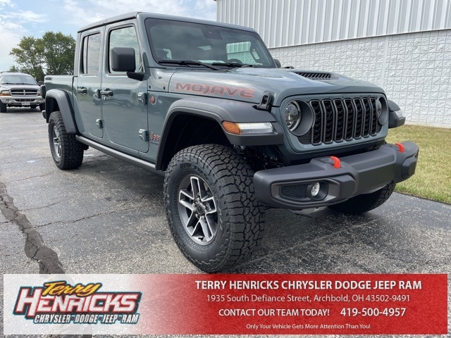 2025 Jeep Gladiator Pickup 