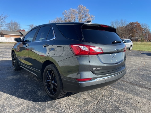 Used 2021 Chevrolet Equinox LT with VIN 2GNAXKEV2M6166038 for sale in Archbold, OH