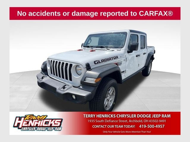 2020 Jeep Gladiator Sport S's photo
