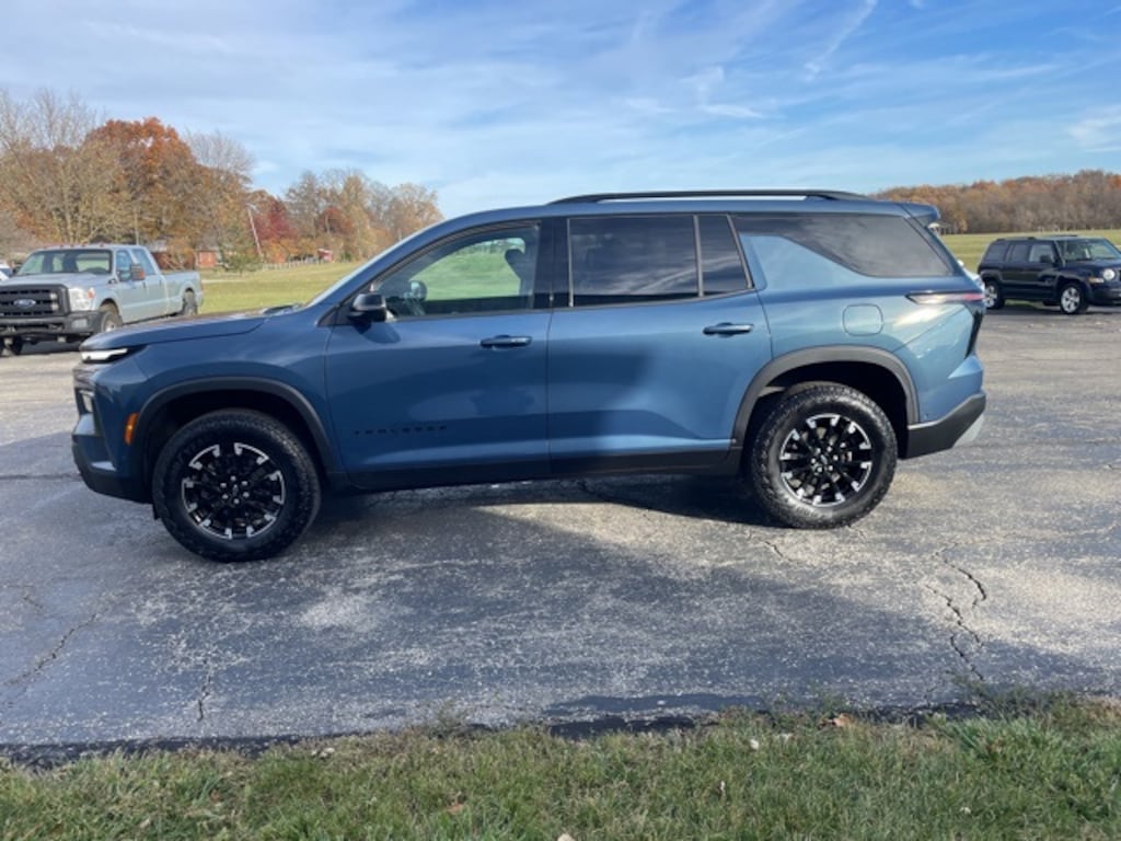 Used 2024 Chevrolet Traverse Z71 SUV