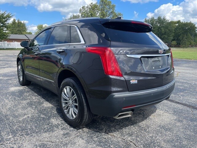 2019 Cadillac XT5 Luxury photo 2
