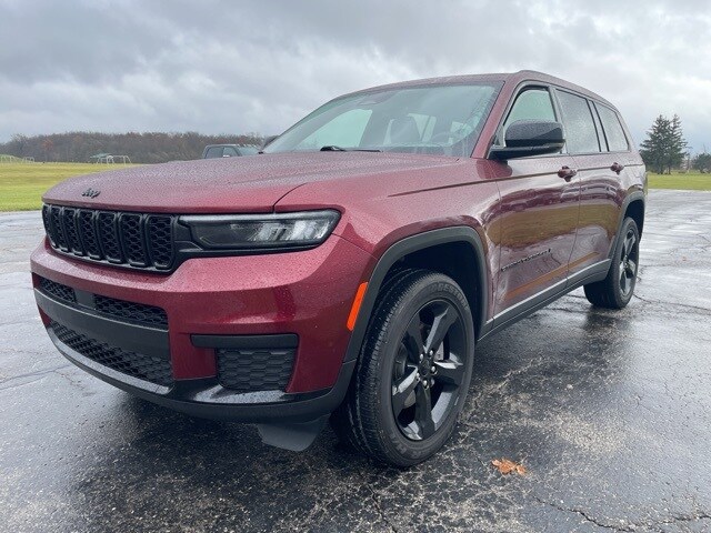 2024 Jeep Grand Cherokee Altitude X photo 3