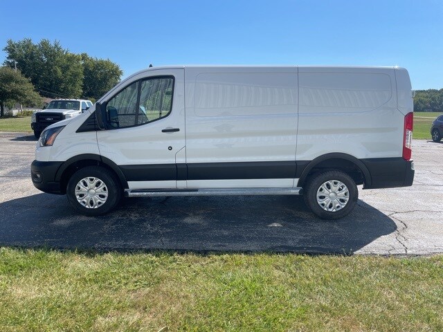 2023 Ford Transit photo 4