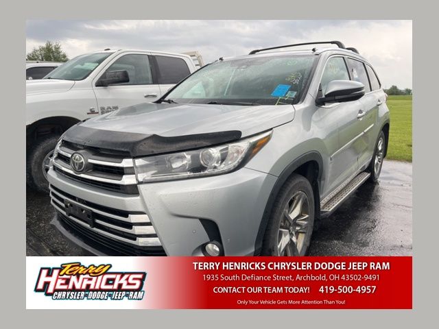 2018 Toyota Highlander's photo