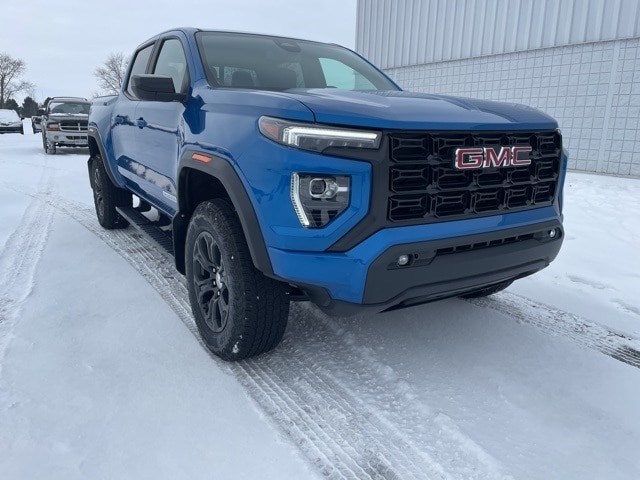 2023 GMC Canyon Elevation's photo