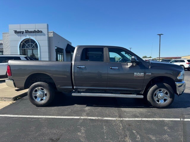 2014 Ram 2500 SLT photo 4