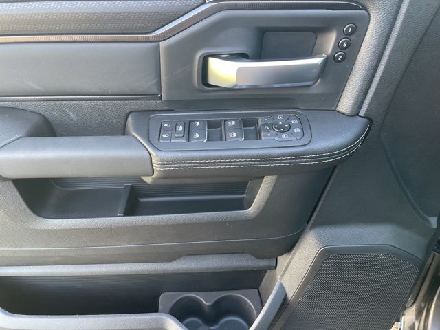 2026 RAM 2500 Rebel - Photo 17