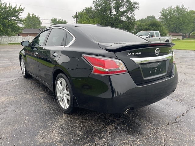 Used 2014 Nissan Altima SL with VIN 1N4BL3APXEN234188 for sale in Archbold, OH