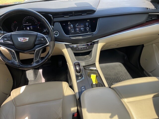 2019 Cadillac XT5 Luxury photo 3