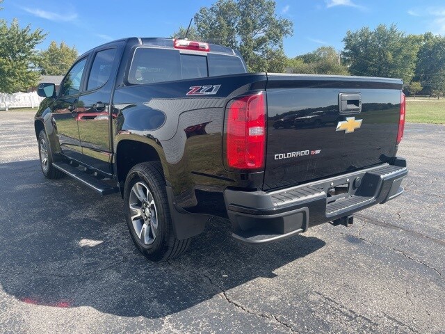 2018 Chevrolet Colorado Z71 photo 2